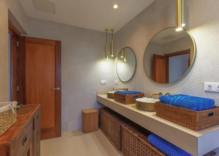 בית נופש Ares Home Villa Privada Con Jardin, Piscina, Barbacoa Y Golf *